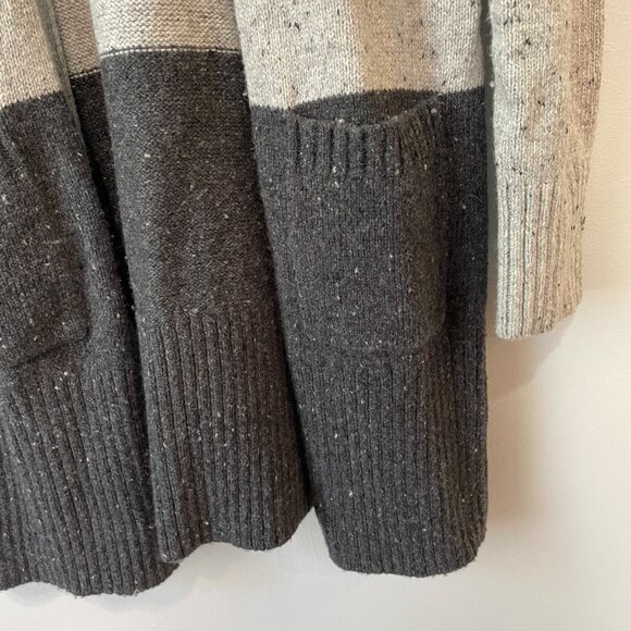 L.L.Bean XS Two-Tone Open-Front Cardigan Sweater Gray & Black Pockets - Picture 3 of 6